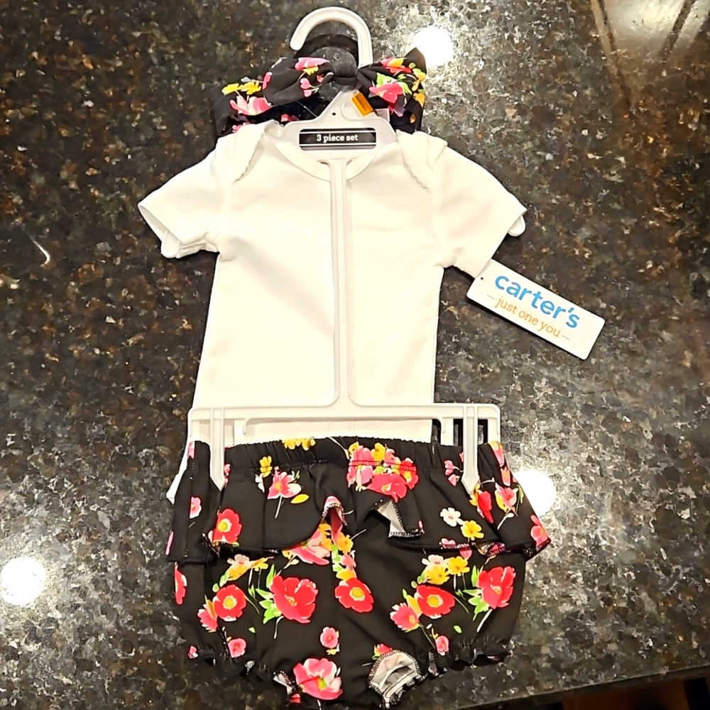 NWT Newborn Baby Girl 3 Pc Set with oneseie, headband, and diaper cover/shorts